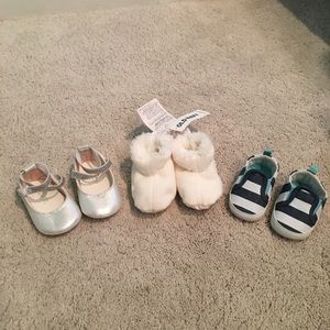 Baby shoe bundle 0-3months NWOT